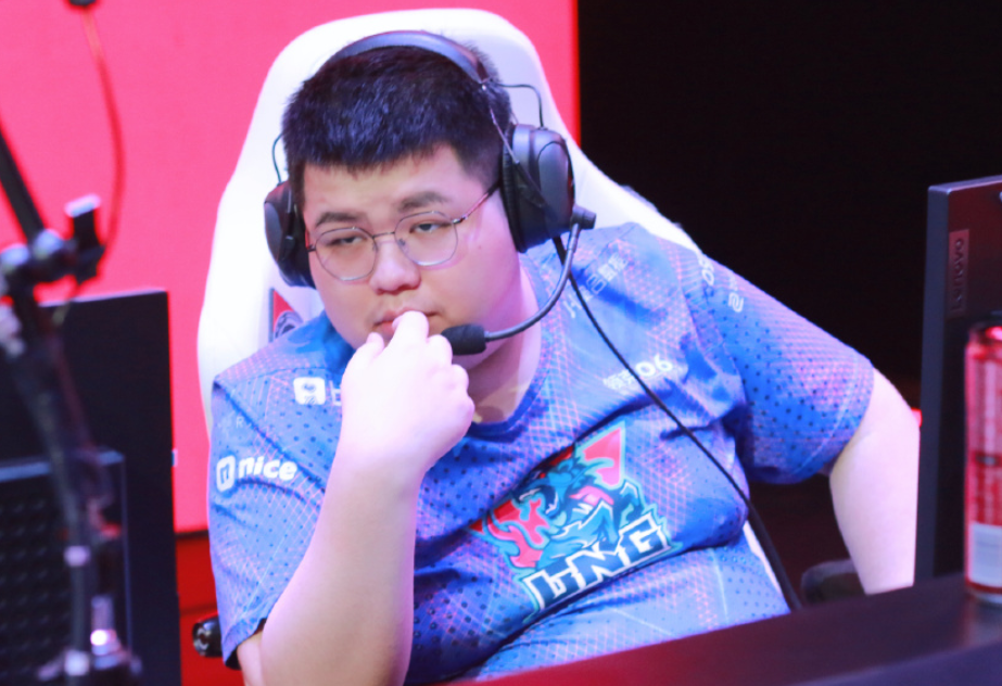 LNG官方回应“PandaC比赛哭了”：他压力很大，会提供心理疏导