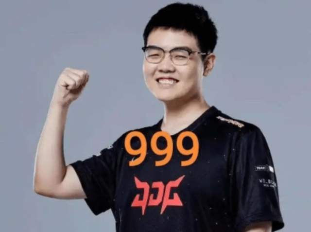 虎牙北枫：369已成为9哥，被自信培养，传奇教练红米功不可没