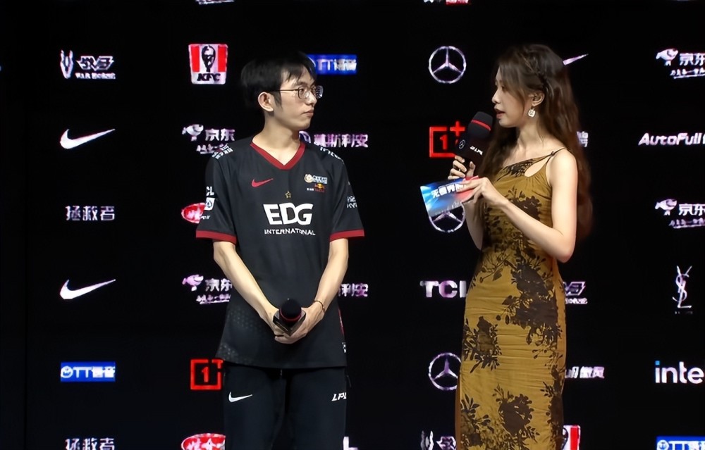 BLG进季后赛的四大条件，满足两点即可，北枫：就看TES是否成全了