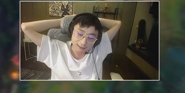 回忆杀？水晶哥直播聊起了过往，无尽幽梦皇子记忆犹新