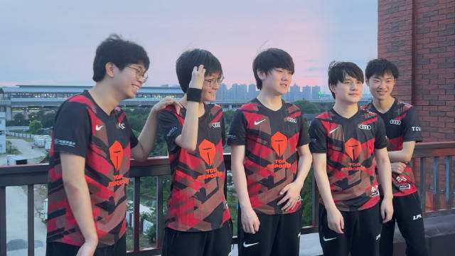 季后赛还没开打，TES又出了节奏，Mark因一句话遭K皇粉丝声讨