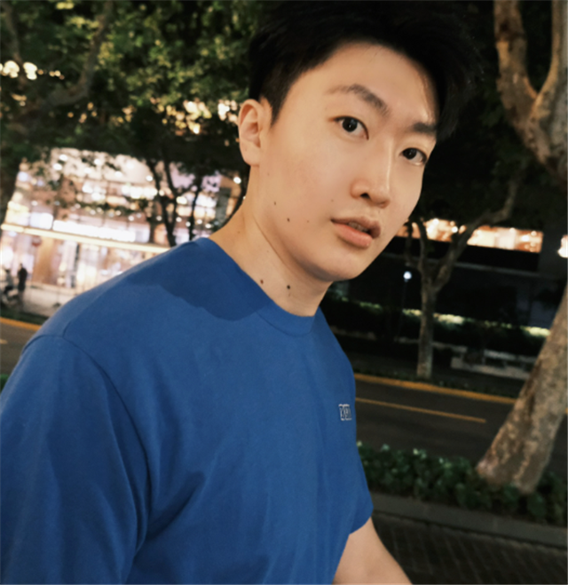 LPL的节目开不了，管泽元等人拍临时饭堂：我真去查了导播“成分”