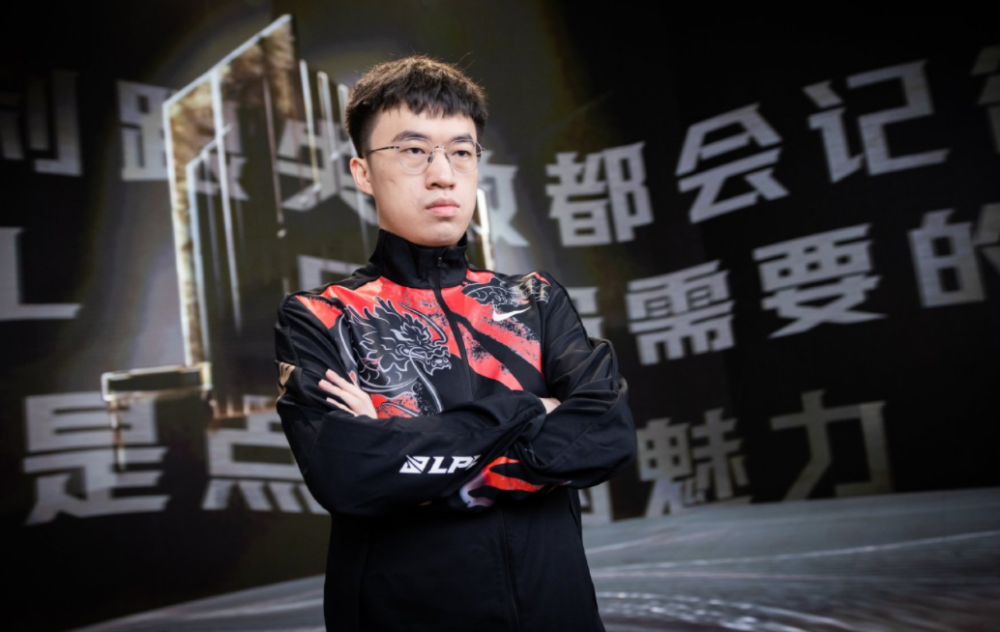 “RNG迎来完美签，JDG彻底麻了”！S12分组敲定，小虎惨遭嘲讽