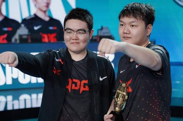 LPL四支战队的优缺点公布，JDG太依赖他，RNG让人看不懂