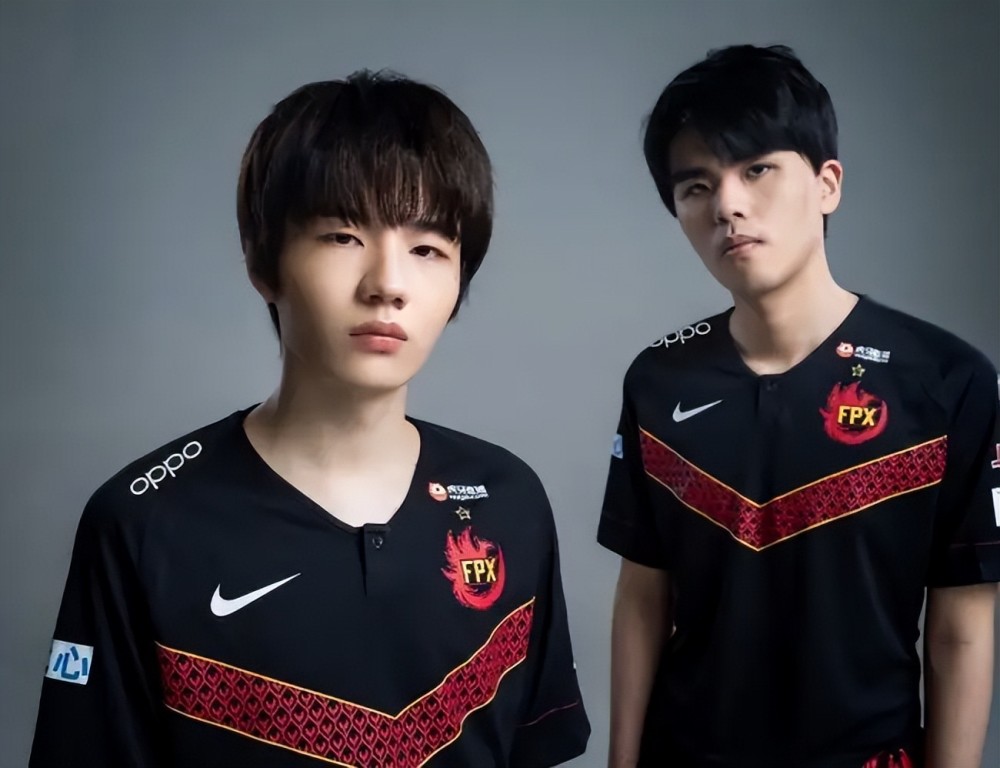 粉丝花钱去喷人？刘青松开播后直播惨遭爆破，却意外收入12w！