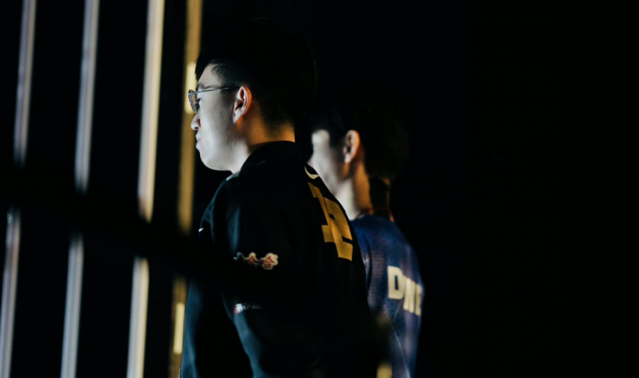 RNG无缘前3，TES力压EDG，S12战力榜火了，看到T1后，真实