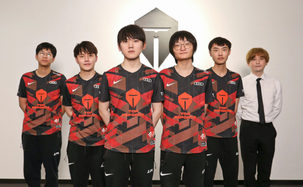 韩网热议TES训练赛无敌：TES是LCK杀手！JKL不送，就是AD之神