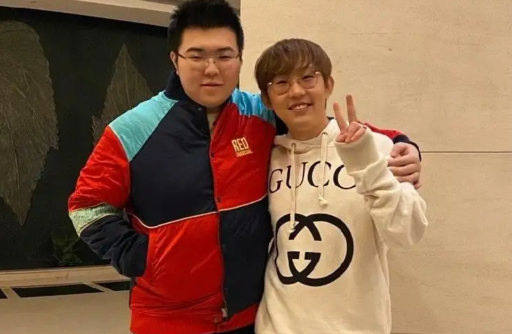 韦神直播吐露心声，今年打完就要退役？一代游戏天才终将落幕！