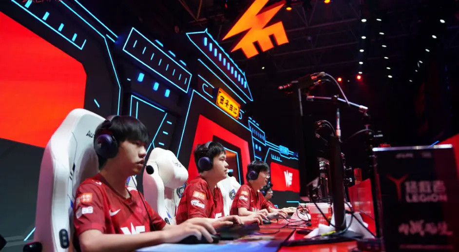 腿哥957：如果WE有1亿预算，先把TS、宋义进、阿水买了