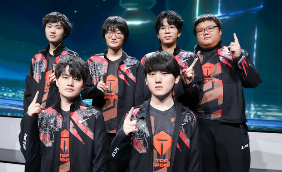 北美解说急了：S赛给LPL和LCK赛区名额太多，八强就是亚洲人在玩