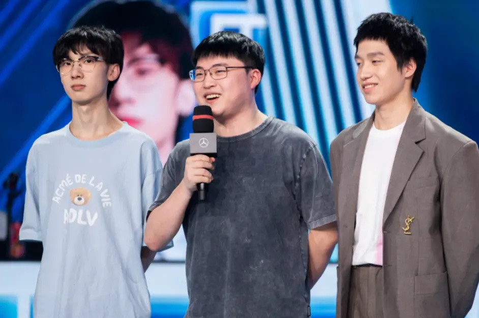 RNG陷入讨薪风波，Uzi躺枪，宜昌知情人士澄清！