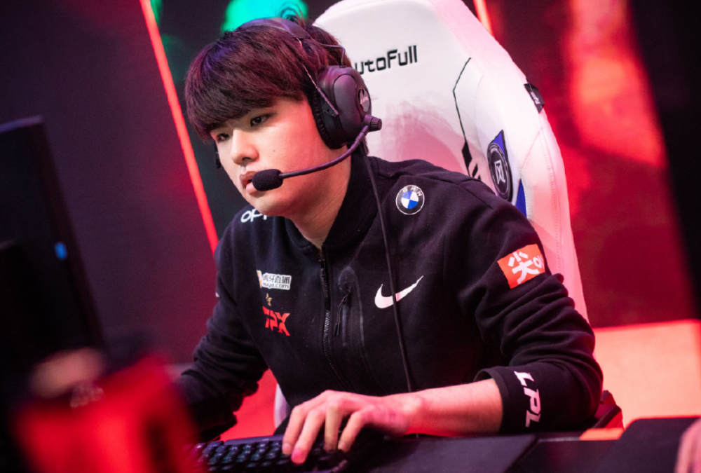 继刘青松之后，lwx也怒了！凌晨3点发文：CP粉别来恶心我和我朋友