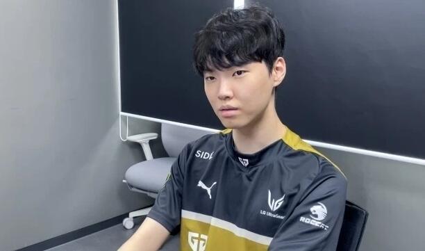 Chovy点评LPL中单，直言一个没特点一个没表现，完全不足为惧