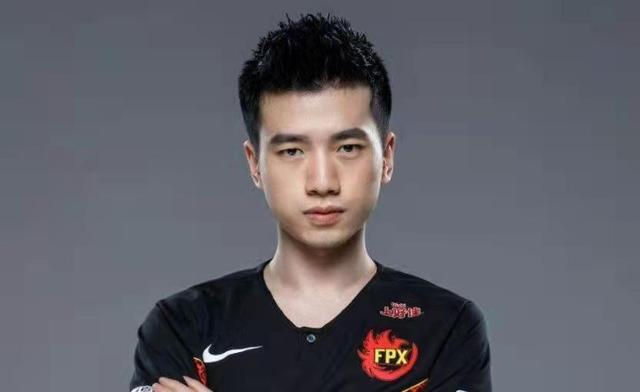 LOL：S12入围赛赛程公布，拳头很照顾RNG，新一背刺Doinb