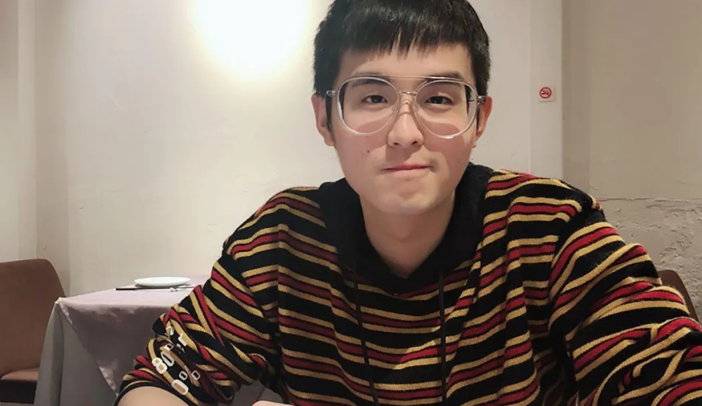 解说记得开始摆烂？连续两年没上钻石，疑似离开LPL回老家！