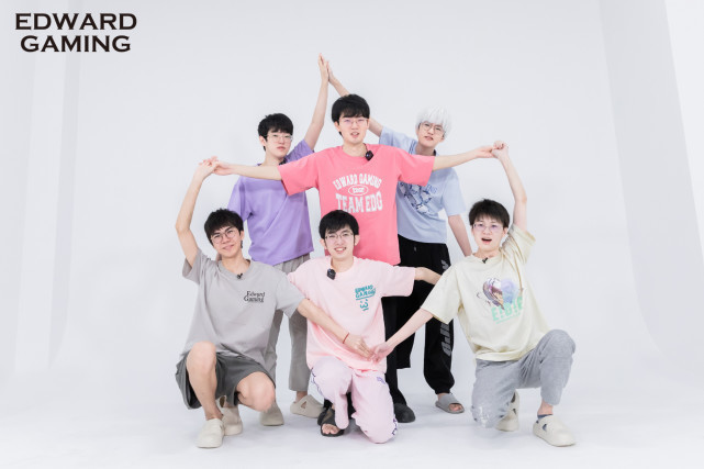 EDG全新宣传大片！古风之后的搞怪风！选手们也太可爱了！