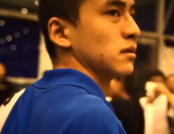 Doinb自律自己感染他人！身为前辈带动和教导新人