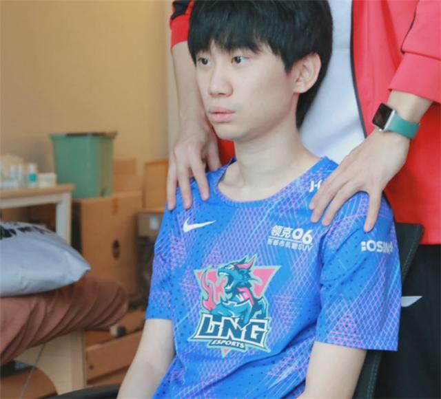 我这不能说拉夫！一场LBL让doinb破防3次，lwx感谢midgap