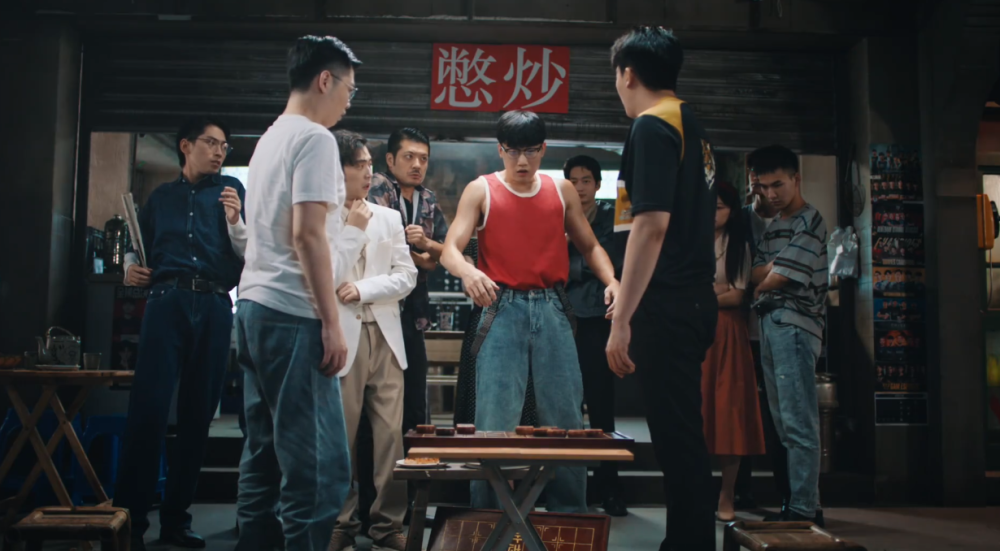 LPL官方MV竟开团四大赛区，各种玩梗，水友：秒杀S赛主题曲