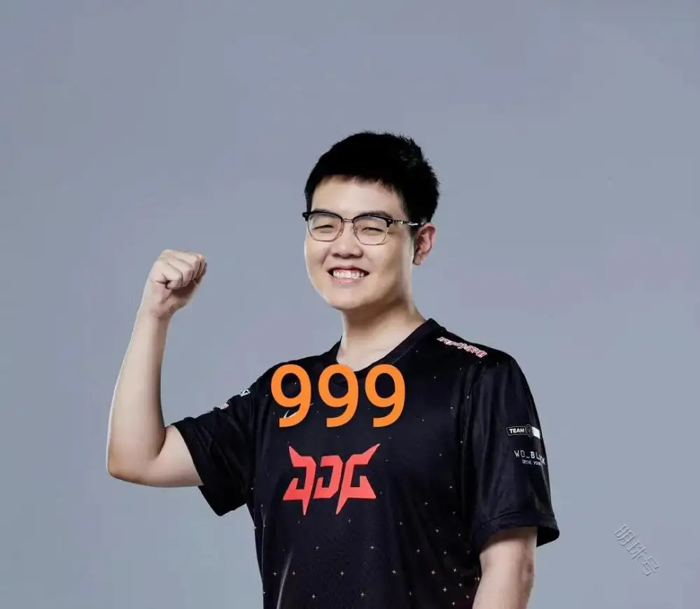 LPL现役国产TOP上单是谁？众人力挺369，然而圣枪哥才是世界冠军