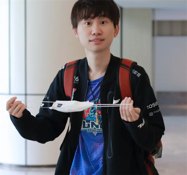 Doinb想培养更多新人，LBL却被要求解散：现役选手不允许参加赛事