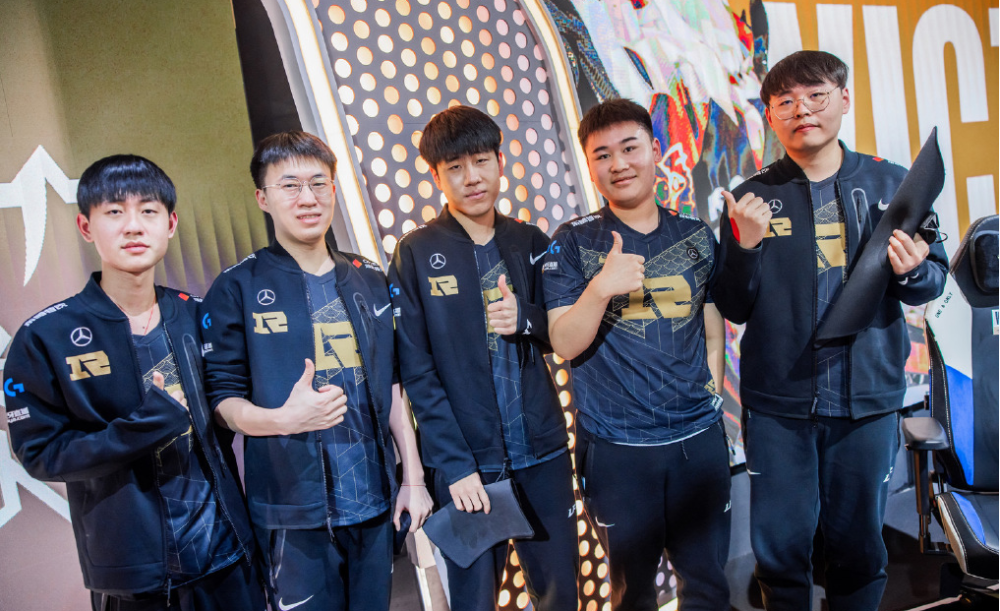 输给DRX是状态不好，小明谈RNG败给LCK只因失误！睡眠太差没办法