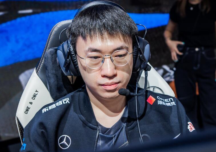 LPL放出RNG队内语音，小明公然顶撞教练，强词夺理令粉丝不满