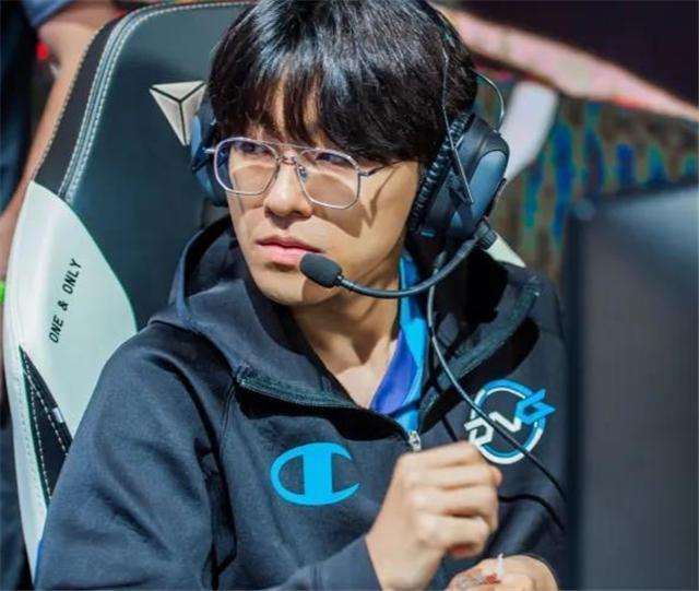 DFM赢RNG一小局，直接登上世趋第一，LJL运营：请昂首挺胸地回来