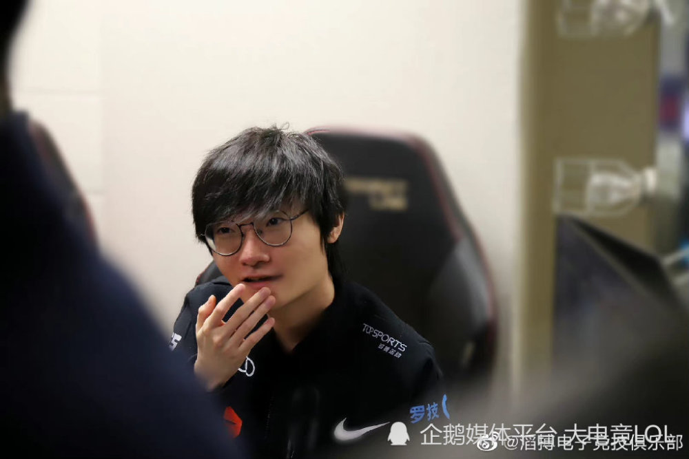 Tian波比惊人反应化解强开，TES实力碾压GAM轻取首胜