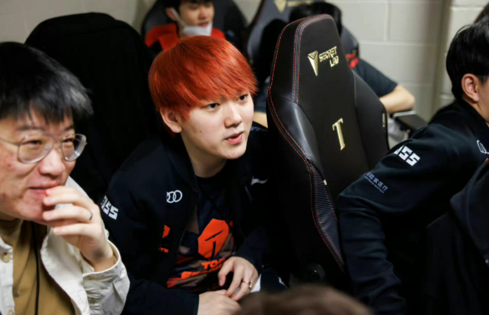 TES对决RGE，Jackeylove调整训练内容，两大中单英雄登场