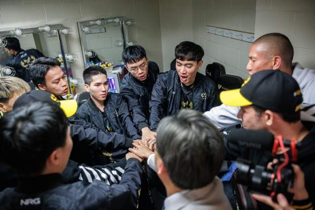 S12“暗黑四巨头”诞生？小组赛一胜难求，谁能率先终结连败