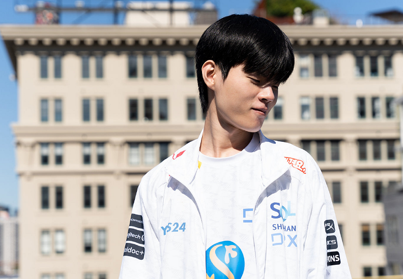 Deft为自己不成熟道歉？在EDG时思乡病太严重，感谢粉丝仍旧喜欢