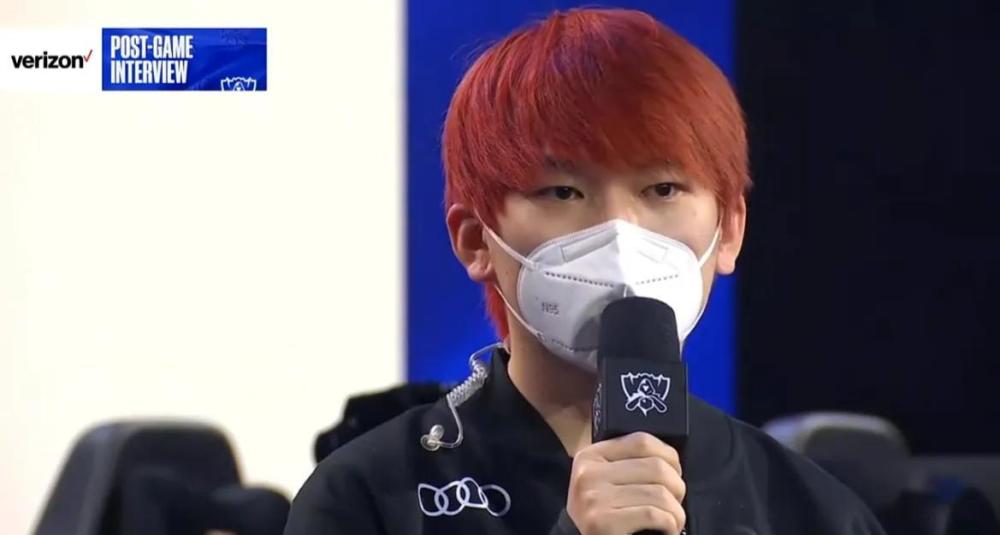 “JKL赛后采访哽咽哭泣图”火了，韩网热议TES，输了哭有什么用