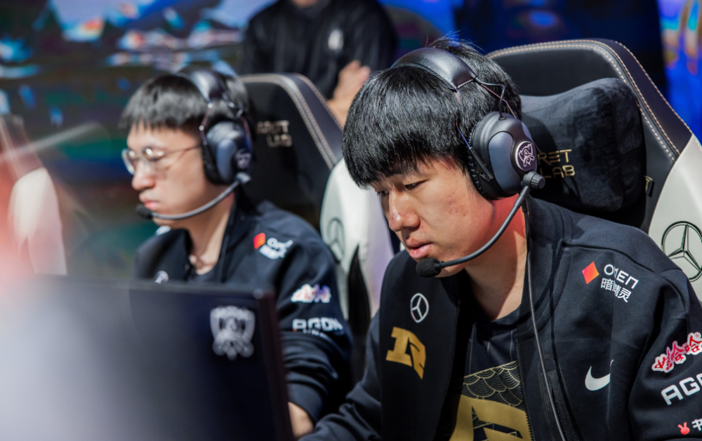 身体状况堪忧？RNG轻取CFO，双人路频繁咳嗽让人心疼