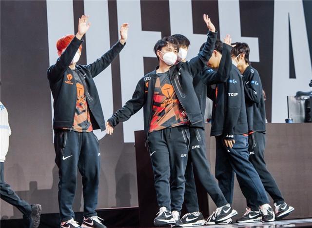 TES终于启程回家，工作人员：已就bug问题提出反馈，等待拳头处理