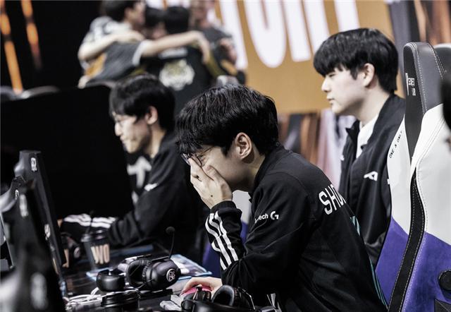 EDG想晋级难了，圣枪哥、茂凯“中招”，可能要远程bp、无法上场