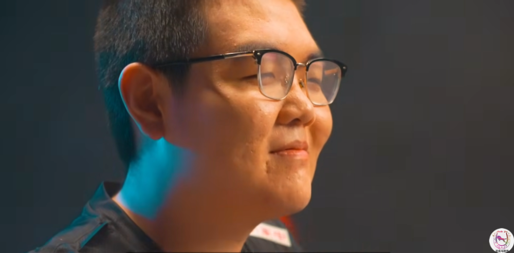 旁观者清？非中韩观众预测半决赛已判JDG死刑！