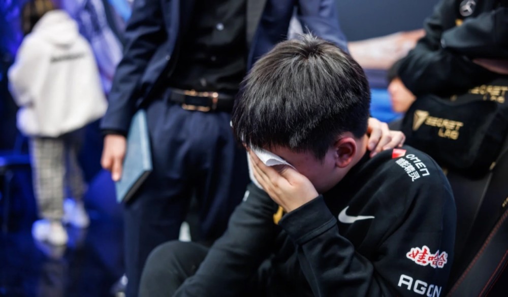 RNG最坏剧本引热议！被T1淘汰后，又被告上法庭，或将彻底离开LPL