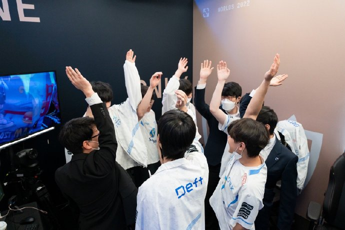 DRX才是LCK最大赢家？四号种子打进四强，几乎把LPL打了个遍！