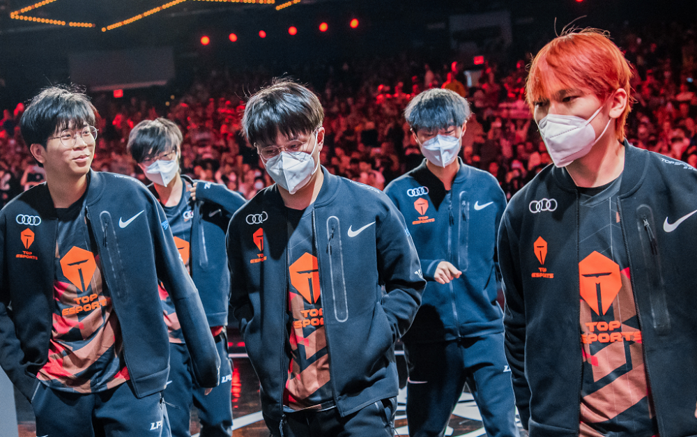 LPL合同库更新：多位EDG、RNG队员去留存疑，TES面临难题