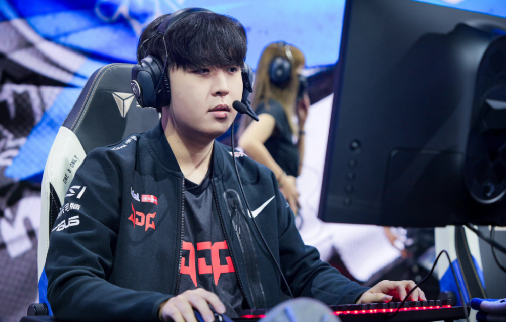 主播队迎战LCK传奇选手！斗鱼中韩对抗赛来袭，若风IMP强强联手