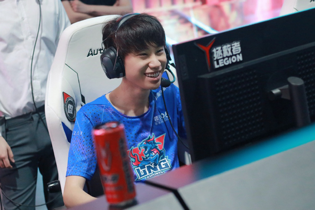 LOL：Doinb和莎莉隔空论剑，游戏理解截然不同，LPL发文力挺米勒