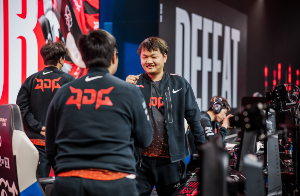 S12半决赛来袭，369苦练青钢影，Faker训练内容明确