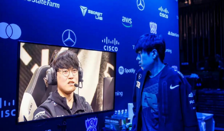 RNG官司缠身，选手谈八强成绩，Wei坦言：S赛和MSI很不一样