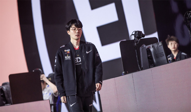 韩网锐评Viper转会动向：EDG肯定会把Viper留下的