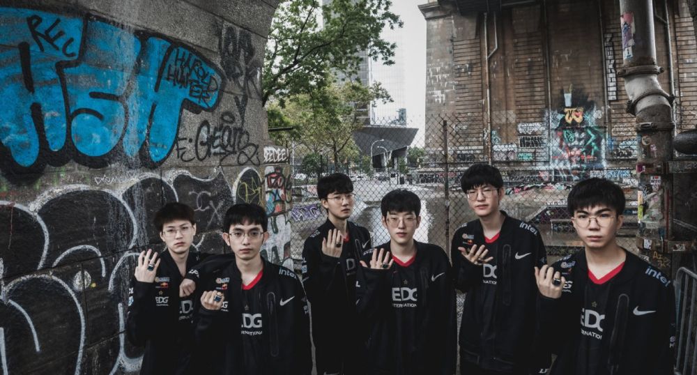 Zeka采访谈让二追三击败EDG：我大概只发挥出了80％的竞技水平