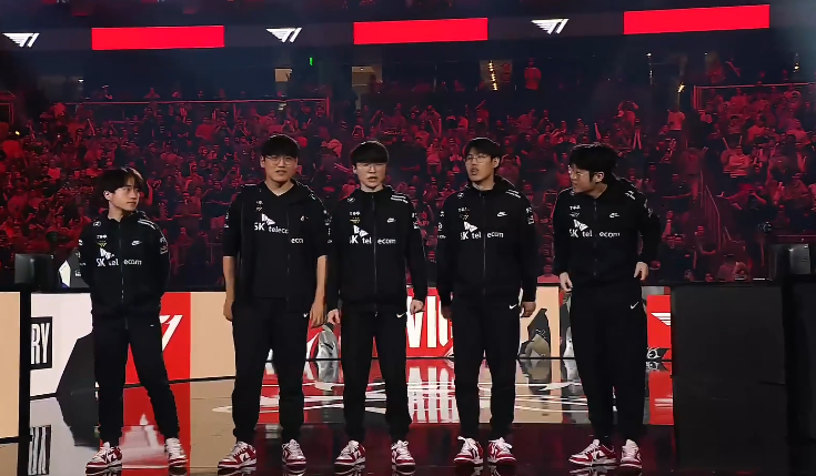 下路差距！JDG被T1淘汰，止步四强，老将发声：想念UZI了