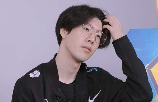 LPL教练曝光选手合同，随便都能破千万，theshy留队原因很现实