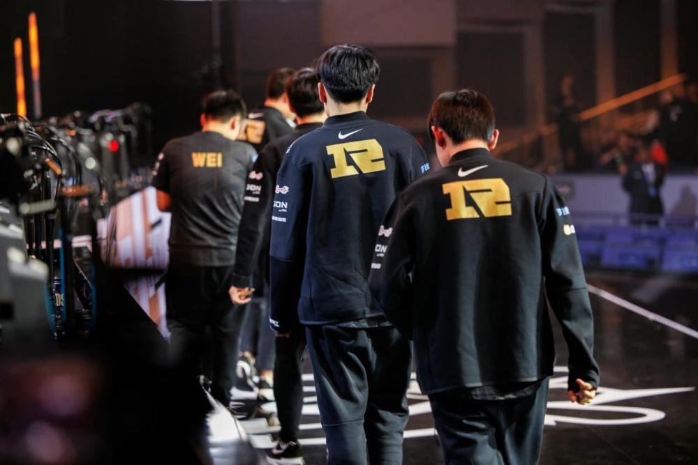 前V5教练大爆料：RNG下野大概率离队，JKL续约，WBG中上续约