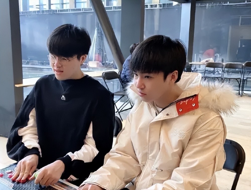 越南队即将崛起，SOFM和Levi组新队，网吧拉三个人都能进世界赛